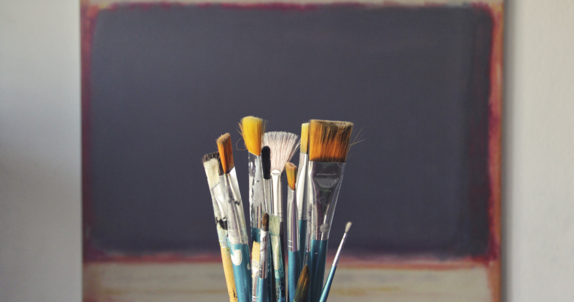 What Brushes Are Needed for Oil Painting?